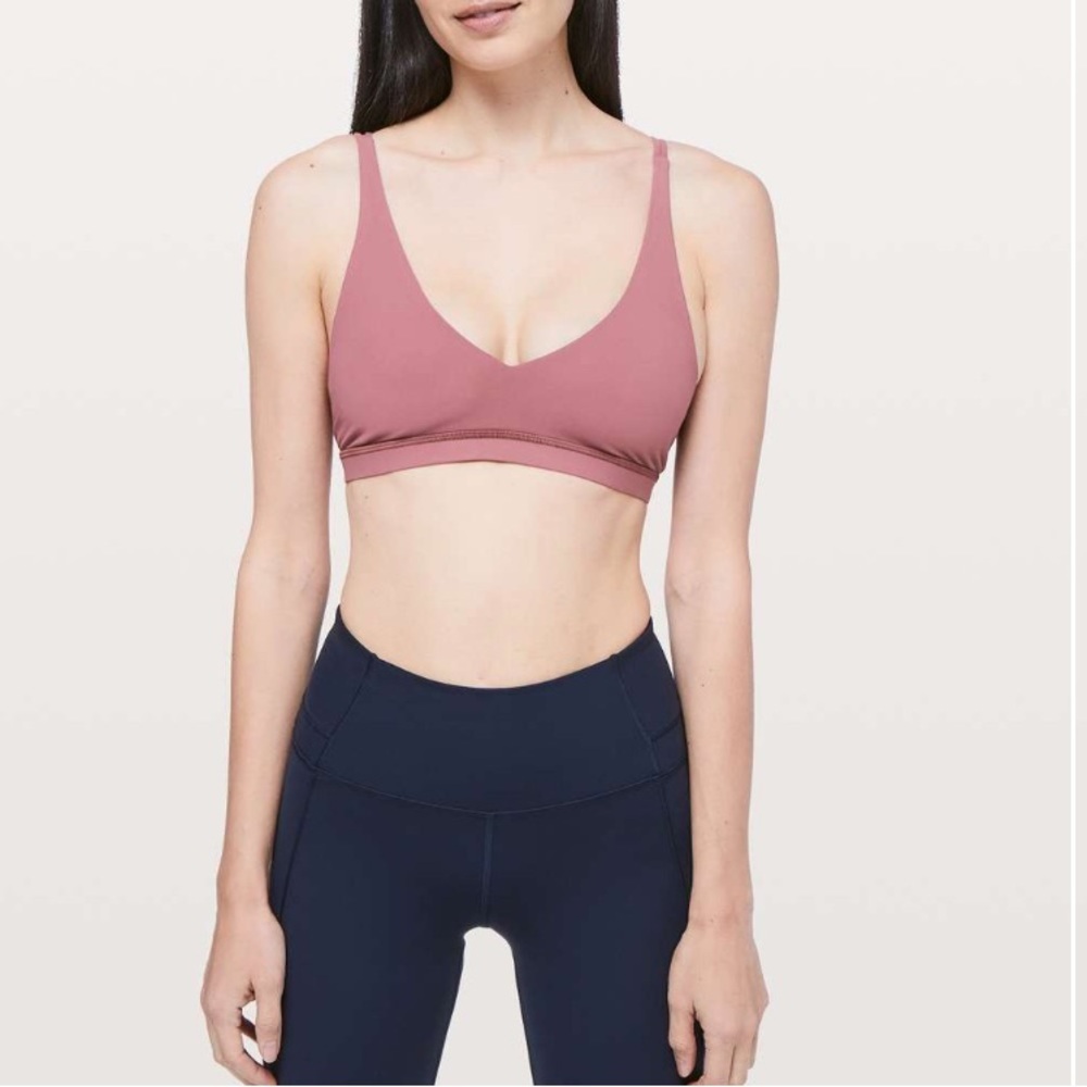 • Lululemon • Women’s Freely Flexed Sports Bra Misty Merlot / Purple Size 4 Yoga